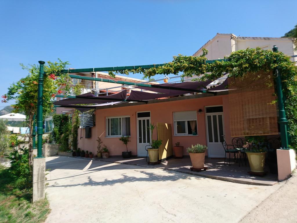 Apartments Leko Zuljana Exterior photo